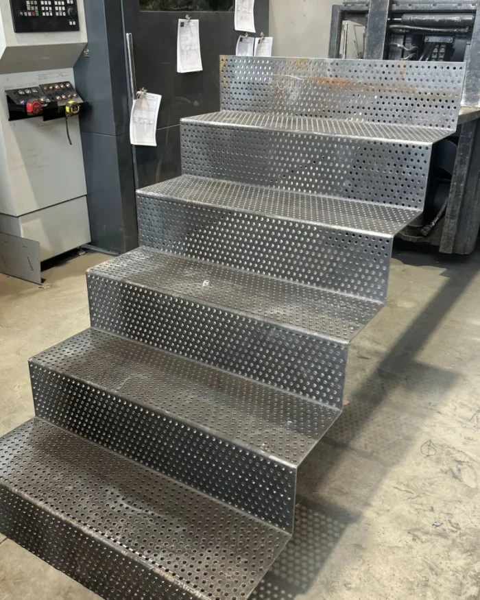 Escalier Métal perforé